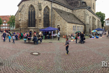Ferienspaß: Flohmarkt an der St. Nikolai-Kirche am 27.06.2013