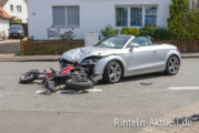 Schwerer Verkehrsunfall zwischen Auto und Motorrad auf der Detmolder Straße