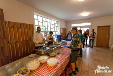 Vollkost oder vegetarisch: BauerGiese kocht für Sommer-Uni-Teilnehmer