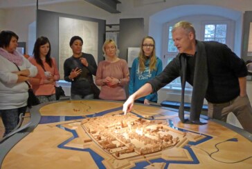 Geschichte erleben: Sprach-Integrationskurs zu Besuch im Museum Eulenburg Rinteln