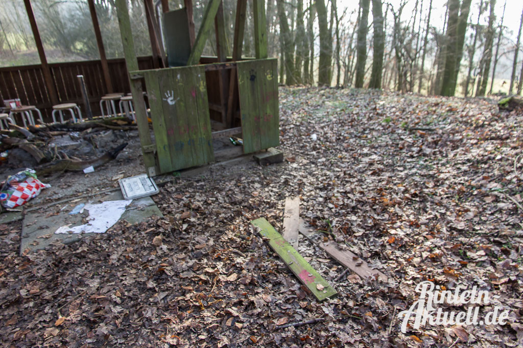 08 rintelnaktuell grillhuette vandalismus bremer schullandheim schaeden waldkindergarten