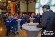 Vier gewinnt: Jugendfeuerwehr Möllenbeck trägt sich ins Goldene Buch der Stadt Rinteln ein