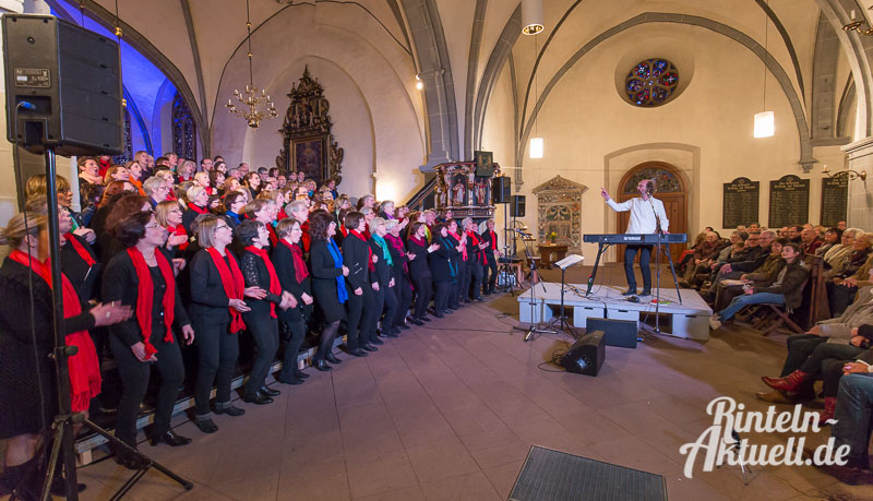 03 rintelnaktuell gospelchor nikolaikirche musik gesang abschlusskonzert 2016