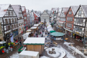 Winter-Häppchen-Schnäppchen-Markt und verkaufsoffener Sonntag in Verbindung mit dem Brennholz- und Bauernmarkt