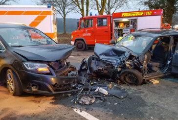 Nach tödlichem Verkehrsunfall auf der Bundesstraße 441: Polizei sucht roten PKW