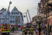 160 Feuerwehrleute bei Brand am Marktplatz in Stadthagen im Einsatz