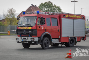 Rinteln, Steinbergen, Todenmann: Ein Feuerwehrfahrzeug auf Reisen