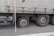 A2 bei Porta: Betrunkener LKW-Fahrer mit beschädigtem Reifen fährt Schlangenlinien