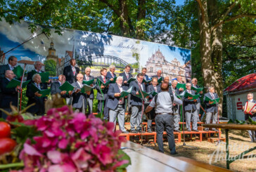 20. Rintelner Blumenwallfest: „Singender, klingender Rosengarten“ am Sonntag, 25. August 2019