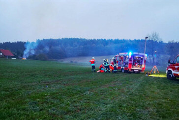 Brand in Scheune: Feuerwehren üben den Ernstfall in Wennenkamp
