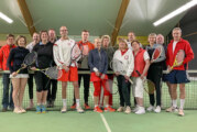 Moonlight Tennis bei Rot-Weiß: Jung und Alt in bester Spiellaune