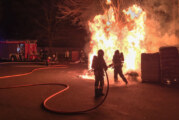 Rinteln: Abendlicher Feuerwehreinsatz beim toom-Baumarkt