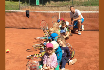 „Waldzwerge“ im Tennisfieber: Kindergarten und Verein kooperieren
