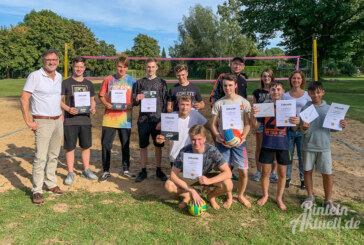 JugendKomm und Gravity Park Rinteln: Volleyball-Turnier und Mountainbiker im Freibad