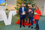 Ab sofort: Weihnachtswunschbaum der Rintelner Silvesterinitiative für Kinder in der Volksbank