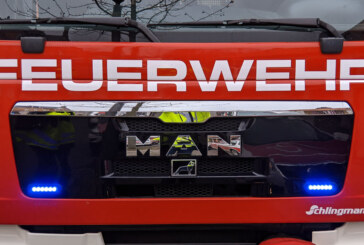 Garagenbrand in Krankenhagen: 60 Feuerwehrleute im Einsatz
