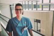 „Nightingale Challenge“: Klinikum Schaumburg macht junge Pflegekraft zu Botschafterin der Gesundheit