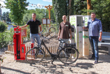 Neu im Weserdorf: E-Bike-Ladestation und Fahrrad-Reparatursäule
