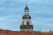 Der St. Nikolai Kirchturm bekommt seine Fenster zurück