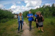 Hohenrode: Andrea Lange zu Besuch bei Auenlandschaft und Streuobstwiese