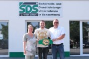 WBC-Mittelmeer-Champion Piergiulio Ruhe auf Sponsorenbesuch bei SDS in Rinteln