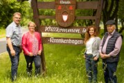 Möglicher Kreisverkehr und neuer Dorfmittelpunkt: Bürgermeisterkandidatin Doris Neuhäuser besucht Krankenhagen