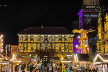 Weihnachtsmarkt startet: Rintelner Adventszauber 2021 feierlich eröffnet