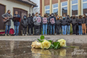 Fünf Minuten für sechs Millionen: Schüler gedenken der Holocaust-Opfer