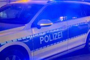 Getankt und weggefahren: Polizei sucht Zeugen zu Tankbetrug mit schwarzem BMW
