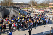 Gymnasium Ernestinum: Solidarität mit Ukraine-Geflüchteten und Forderung nach Frieden