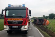 Porta Westfalica: LKW auf Veltheimer Straße von Fahrbahn abgekommen und umgestürzt