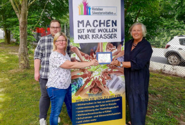 Rintelner Silvesterinitiative unterstützt Hospizverein mit 500 Euro