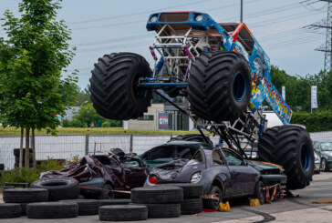 Action und Stunts bei der Monster Truck Show von Team Lagrin am 18. und 19. Juni in Rinteln