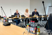 Neue Konferenztechnik im Sitzungssaal der Stadt Rinteln vorgestellt