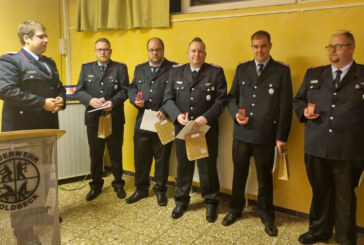 Feuerwehr Goldbeck: Ehrungen und Beförderungen am höchsten Punkt Schaumburgs