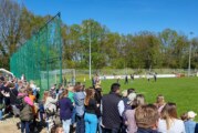 Neues Sportheim des TSV Krankenhagen eingeweiht: Strahlender Sonnenschein und gut gelaunte Sportler