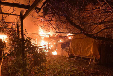 Gartenhaus-Brand in Rinteln: Toter bei Feuerwehr-Löscheinsatz gefunden