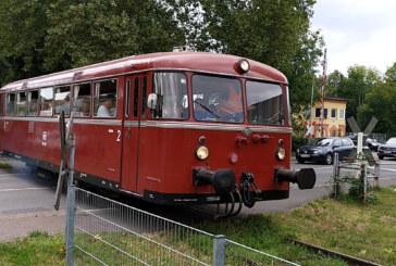 Der historische Schienenbus startet zu seinen drei wahrscheinlich letzten, öffentlichen Fahrten