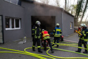 Brand in einer Werkstatt: Einsatz für die Feuerwehr in Porta Westfalica